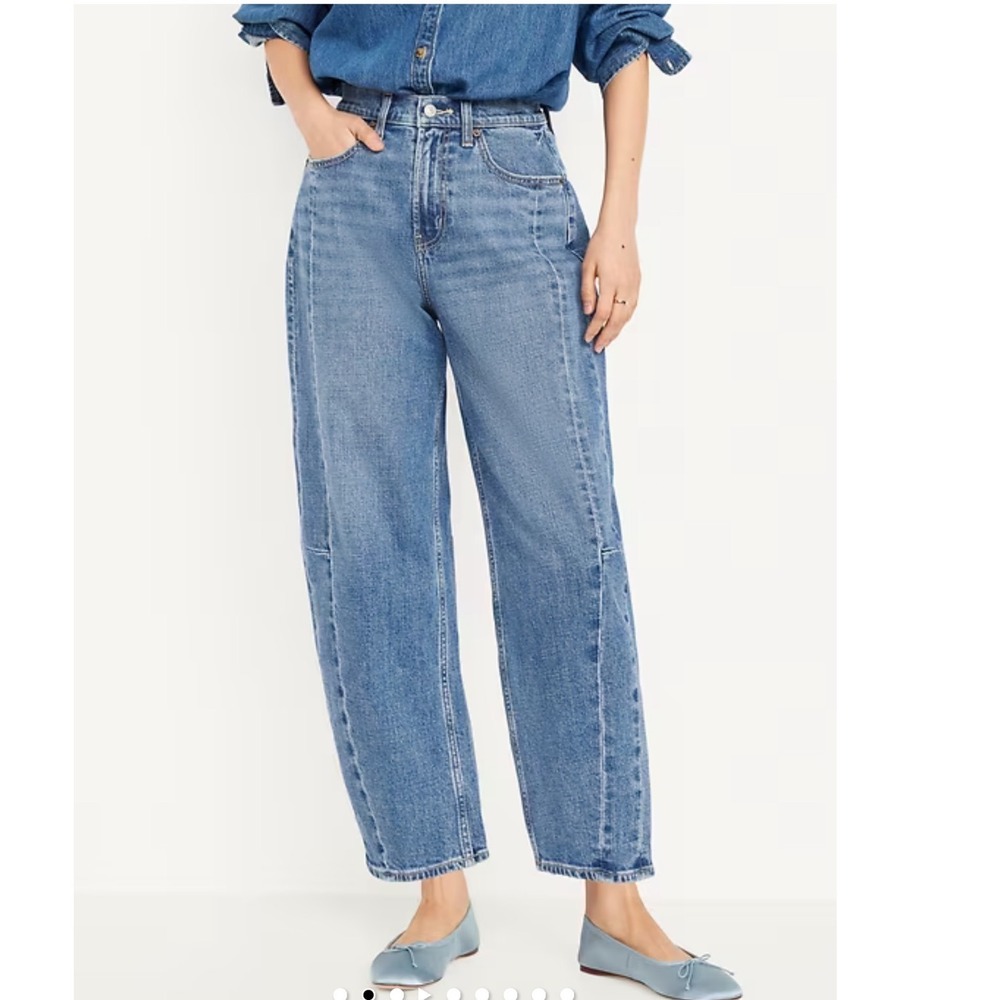Old Navy NEW High-Rise Barrel Leg Jeans Medium Wash Blue Denim 12 Petite